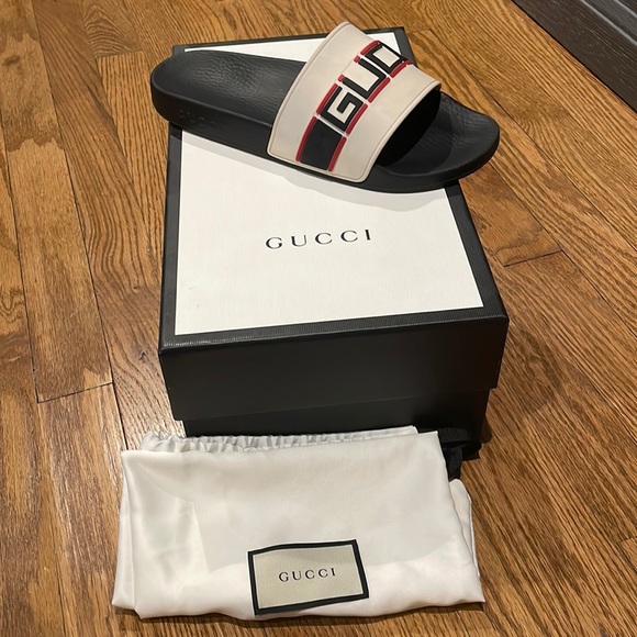 Gucci Unisex Slides - Picture 1 of 5